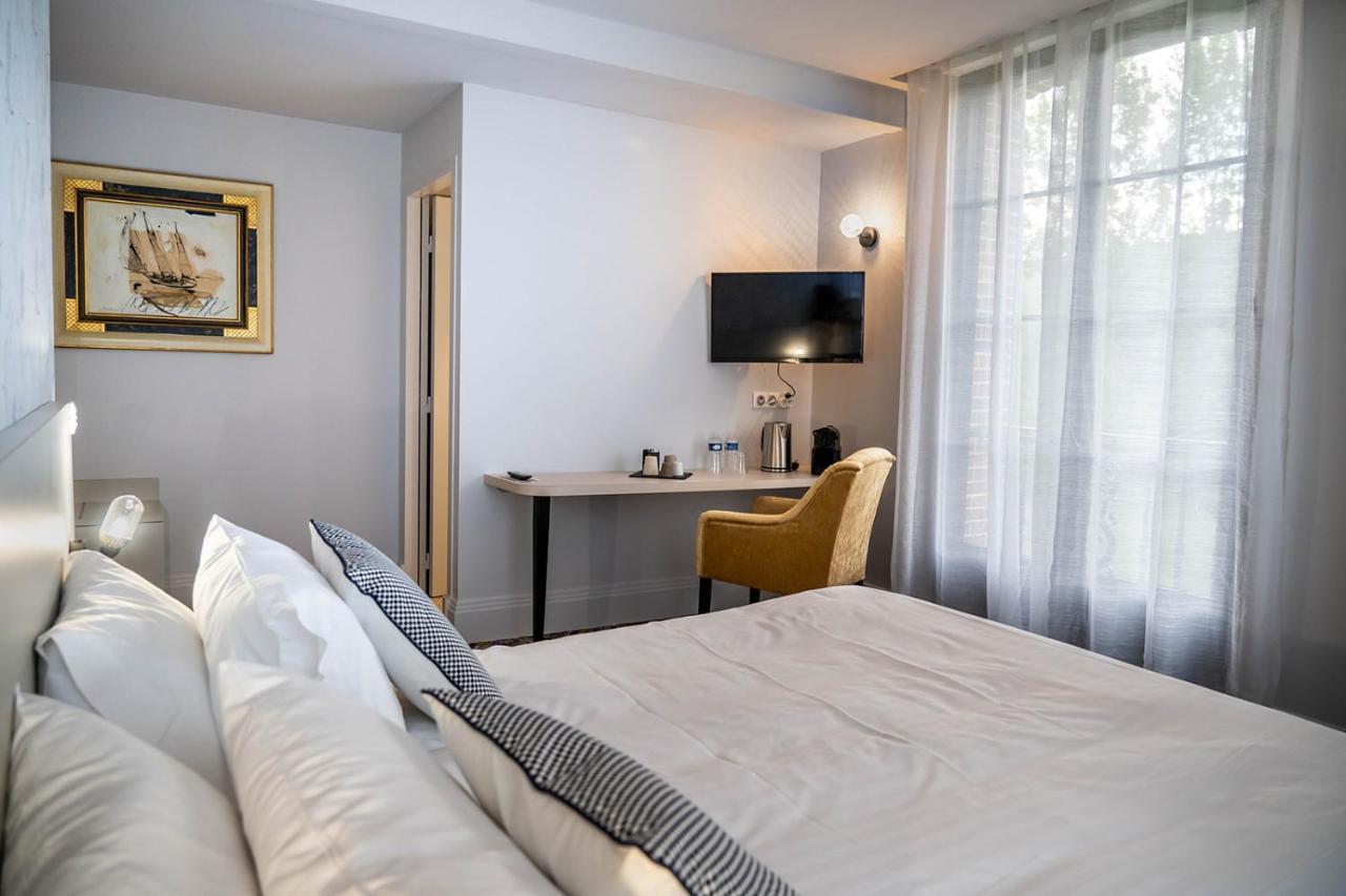 Le Manoir De Joséphine Hotel